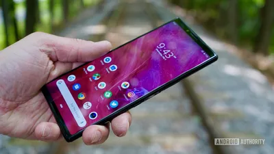 Xperia 1 IV | 4K HDR 120fps video recording with a 4K HDR OLED display