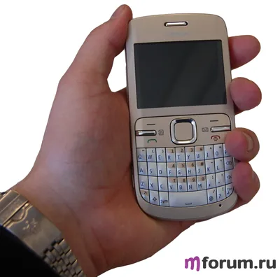 F+ R240: кнопочный телефон с портом USB Type-C, IPS-экраном и защитой по  IP68 23.09.2022 | DGL.RU - Цифровой мир: новости, тесты, обзоры телефонов,  планшетов, ноутбуков