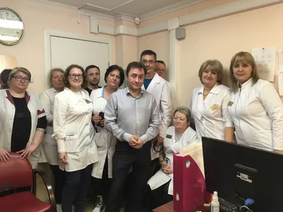 Мультяшный Иллюстрация Врач В Больнице — стоковая векторная графика и  другие изображения на тему Белый - Белый, Болезнь, Больница - iStock