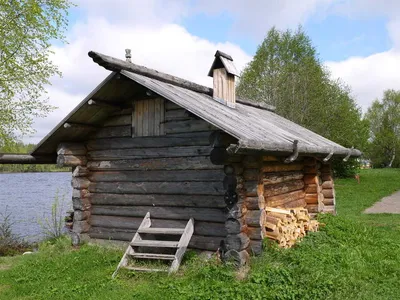 Русская баня на дровах: особенности, традиции и польза для здоровья  организма