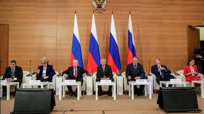 Миру интересна этника, потому что все остальное уже всех достало» ⠀ Тема  муралов – огромных граффити на поверхности стены – связана с… | Instagram