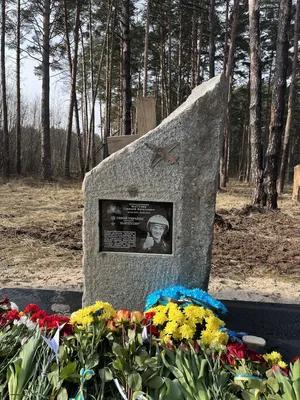 В поисках призрака на старом кладбище | Пикабу