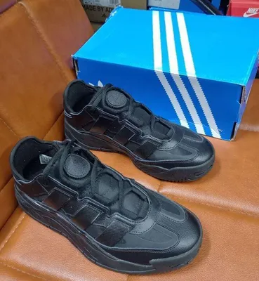 Скачать обои \"Адидас (Adidas)\" на телефон в высоком качестве, вертикальные  картинки \"Адидас (Adidas)\" бесплатно