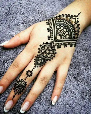 Мехенди (менди) на руке, роспись хной. Mehndi Henna. - YouTube