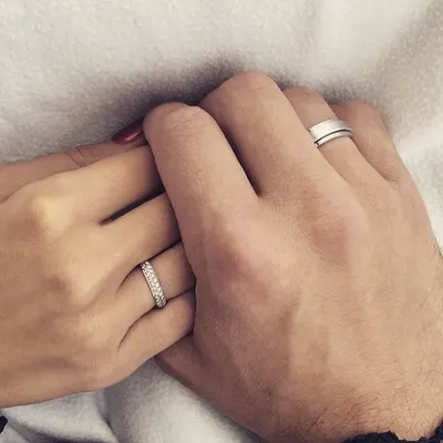 кольца эстетика | Delicate bracelet, Hand rings, Cuff bracelets