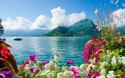 Обои айсберг, горизонт, под водой, солнце, лучи картинки на рабочий стол,  фото скачать бесплатно