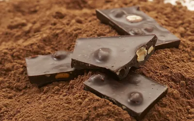 Обои для рабочего стола Продукты питания Шоколад Конфеты Фундук