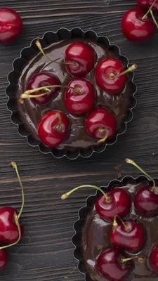Продаётся вкусная свеже-сорванная вишня 🍒. Сорт - Владимировка. 5л ведро -  700 ₽ Запись по телефону: .. | ВКонтакте