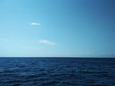 Скачать обои \"Море\" на телефон в высоком качестве, вертикальные картинки \" Море\" бесплатно