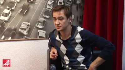 Образ Кирилла Жандарова: актерская гармония на изображении в 2024 году