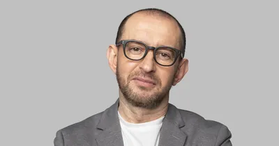 Загадочный образ: Константин Хабенский в фотографии