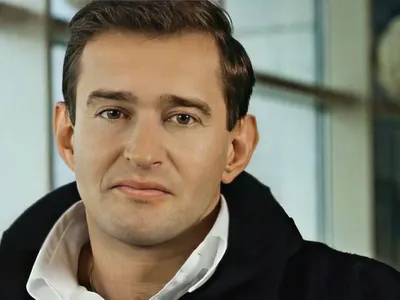 Арт с Константином Хабенским в формате GIF