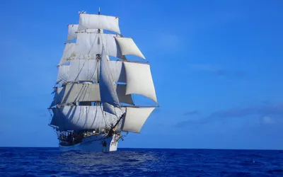 Скачать фотообои для рабочего стола: Закат, море, штиль, парусный корабль,  обои на рабочий стол