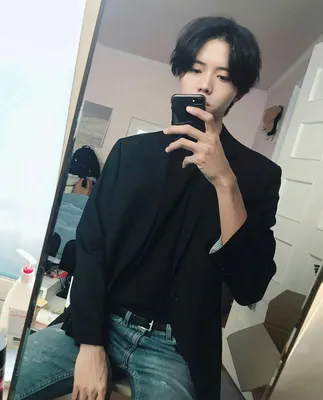 BTS One Love on X: \"Why am I in love alone? Why am I hurting alone?.. #bts  #BTS #teahyung #Тэхён #юмор #корея #корейцы #крор #kpop #от_BTS_one_love  https://t.co/1E6CF2FH8v\" / X