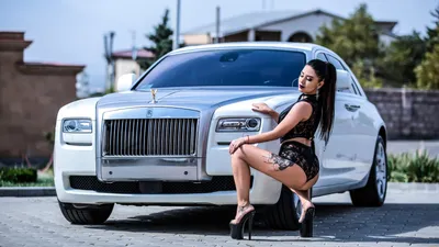 Обои Автомобили -Авто с девушками, обои для рабочего стола, фотографии  автомобили, -авто с девушками, тату, красивая, девушка Обои для рабочего  стола, скачать обои картинки заставки на рабочий стол.