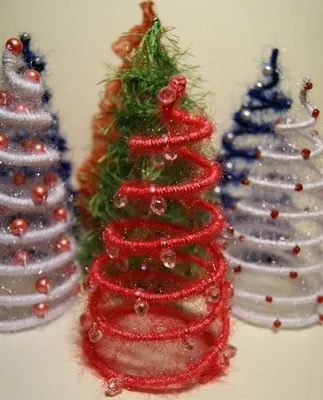 В ПАРКЕ \"МАМАЛАК\" @mamalak_park ВАС ЖДУТ САМЫЕ КРУТЫЕ НОВОГОДНИЕ ЁЛКИ🎄: ✓1  ЯНВАРЯ - Вперёд, в Новый год!❄ 🎁с 15:00 до 17:00 у нас в… | Instagram