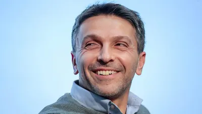 Уникальные кадры Леонида Барац в формате JPG, PNG, WebP