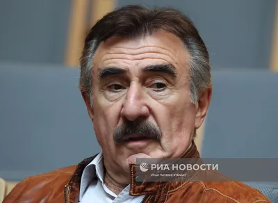 Обои на рабочий стол с Леонидом Каневским