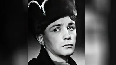 Обои с Леонидом Куравлёвым: Красочный фон для вашего телефона