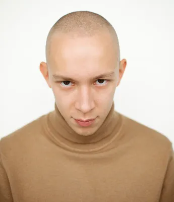 Лев Зулькарнаев: коллекция фотографий в форматах PNG, JPG, WebP
