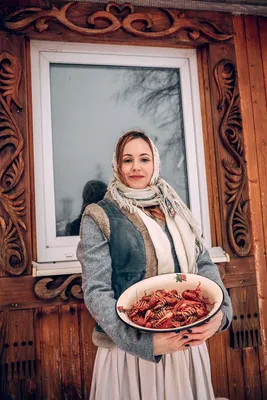 Познакомьтесь с прекрасной Линой Миримской на свежих фотографиях.