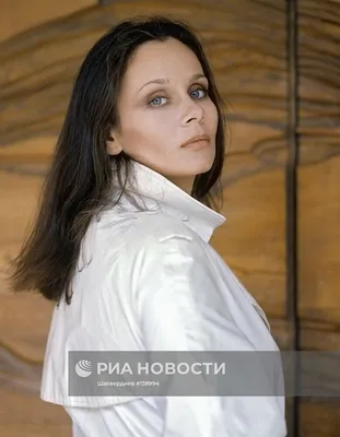 Фоточка Любовь Полищук на экран телефона