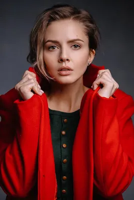 Фотосессия Любови Виролайнен: элегантные и чувственные кадры с талантливой актрисой