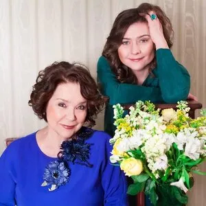 Фотка Марии Голубкиной на айфон: превосходный фон для вашего устройства!