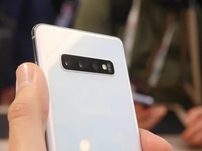 Чехол-накладка iPhone X/XS Derbi Мерцающие звезды розовый - Чехлы -  накладки - ЧЕХЛЫ - КупиЧехол.ру