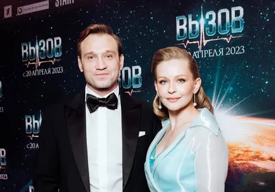 Звезда кино Михаил Тройник в захватывающей фотопозе