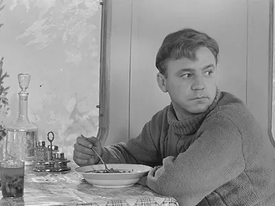 Откройте мир театра с Николаем Рыбниковым: фото, которые рассказывают историю