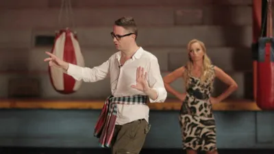 Изображение Николаса Виндинга Рефна в формате gif