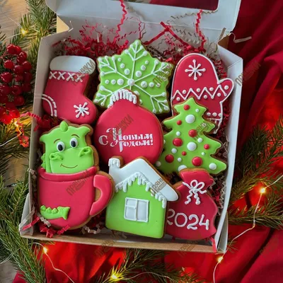 Новогодние пряники Елочки в Москве по цене 250 ₽ | Glordecor✓
