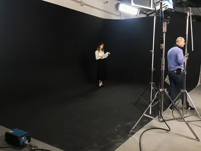 Захватывающее фото Паоло Дженовезе: нежность и страсть в одном лице
