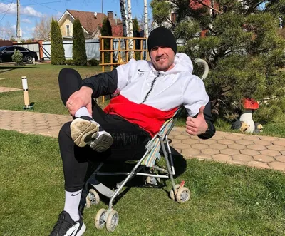 Поклонники вне себя: исключительное фото Павла Костомарова