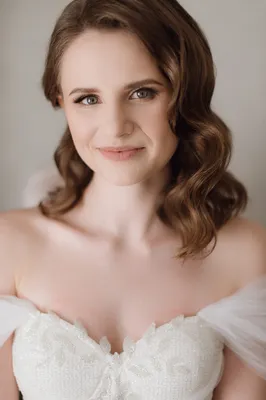 olga_nikiforova_hair прическа на свадьбу, выпускной, быстрая прическа для  длинных волос, плетение, коса, о… | Прически, Прическа для выпускного бала,  Свадебные косы