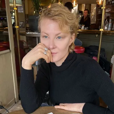 Загадочность в одном кадре: Рената Литвинова на фотографиях
