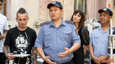 Бесплатные фото Рустема Омарова: выберите желаемый размер и формат