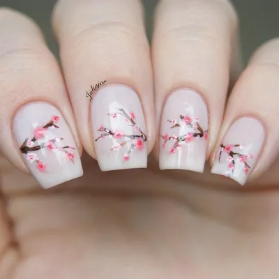 https://trendymode.ru/84878-manikiur-s-dizainom-sakura