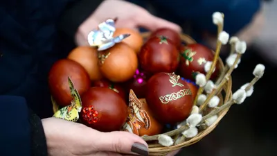 Пасхальные мелочи. Что стоит купить для украшения праздничного стола |  Бытовая техника | Кухня | Аргументы и Факты