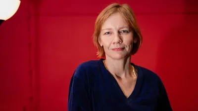 Рисунки Сандры Хюллер: творческие изображения актрисы