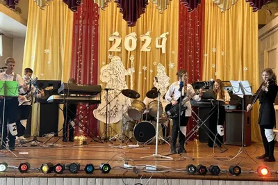 https://absatz.media/obshestvo/60792-staryj-novyj-god-2024-kto-otmechaet-prazdnik-i-komu-nuzhno-gotovit-podarok