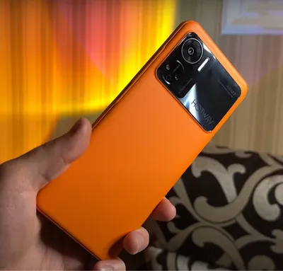 Новый стильный мобильный телефон с впечатляющим качеством сборки и  фотографическими талантами - TechWar.gr