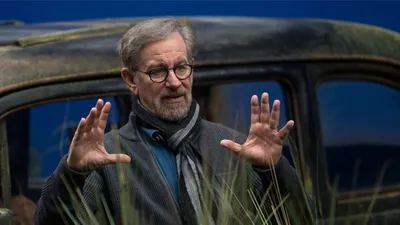 Улыбающийся Стивен Спилберг: история успеха в голливудском кино