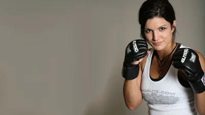 члены команды Ufc по обе стороны от чего то похожего на черный фон,  картинки Ufc, юфс, боец фон картинки и Фото для бесплатной загрузки