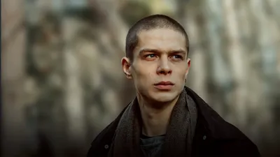 Притягательность и индивидуальность на фото Валентина Анциферова: Пленительное киноискусство