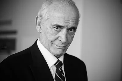 Василий Лановой: Талантливый актер с богатой кинокарьерой