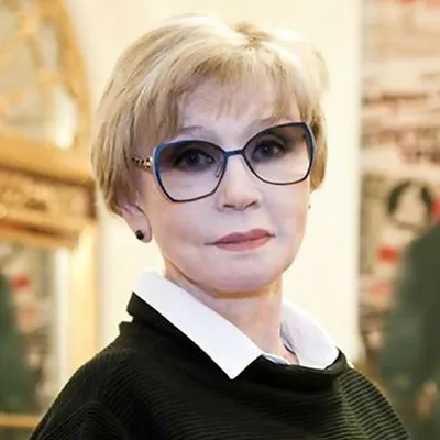 2024 год: Вера Алентова в объективе - свежие фото