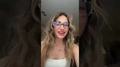 Обои на телефон с изображением Веры Вольт