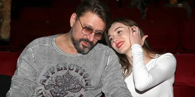 Рисунок Виктора Логинова: художественные произведения с участием актера